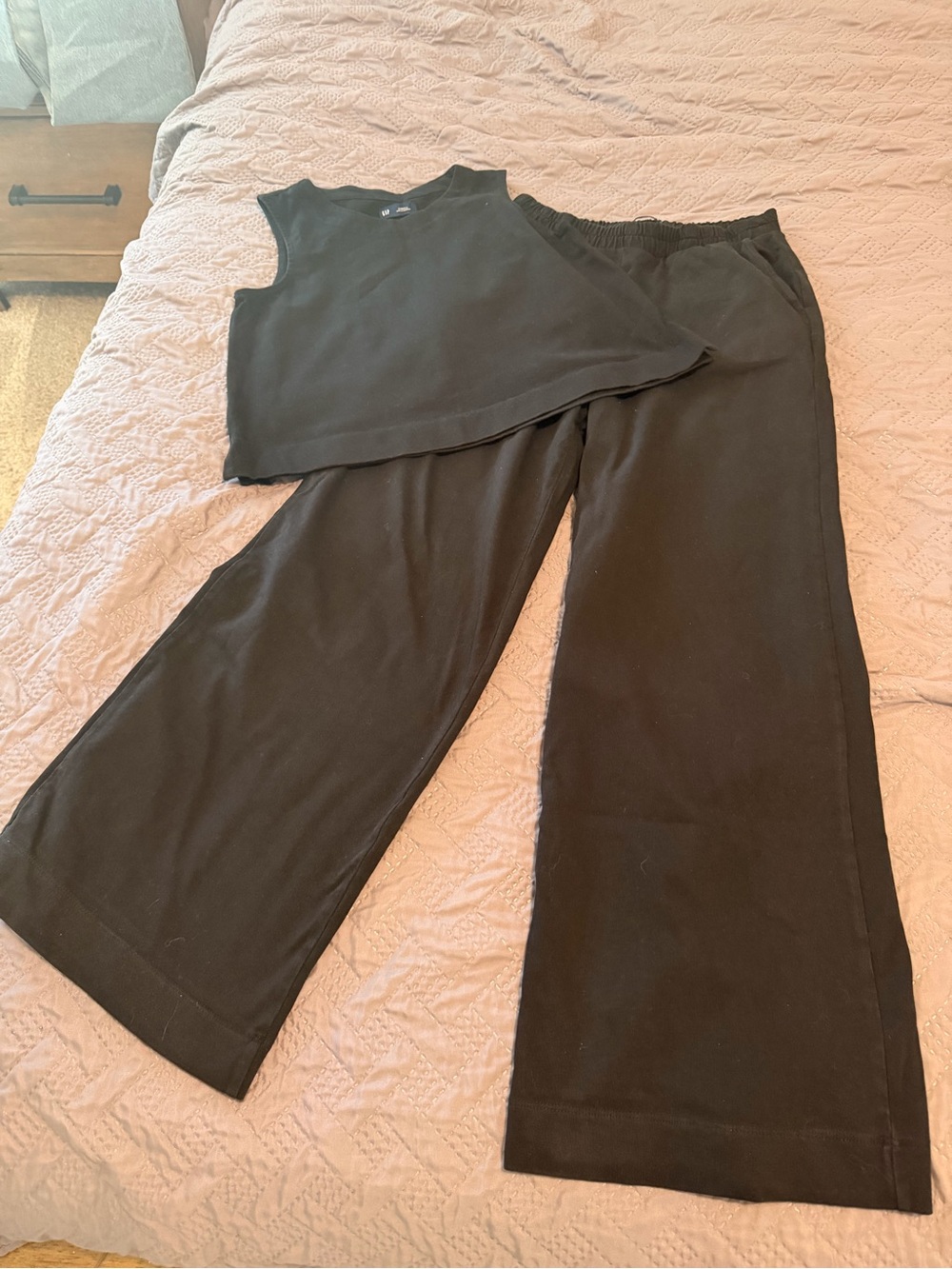 GAP Black Wide-Leg Elastic Waist Pants